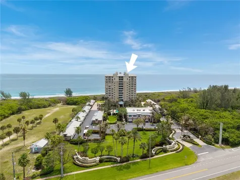 3702 N A1a Hutchinson Island FL 34949
