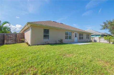 341 Herndon Street Sebastian FL 32958