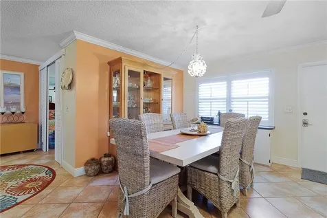 63 Woodland Drive Vero Beach FL 32962