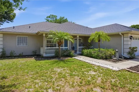 1587 Quatrain Lane Sebastian FL 32958