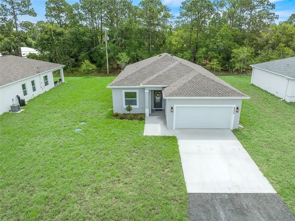 8226 104th Court Vero Beach FL 32967