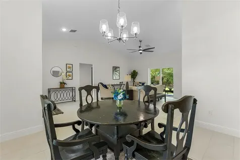 8216 104th Court Vero Beach FL 32967