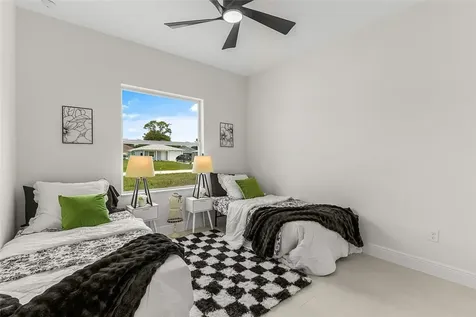 8216 104th Court Vero Beach FL 32967