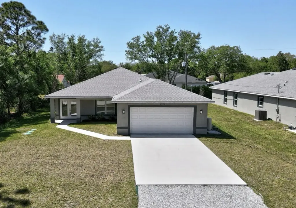 8575 100th Avenue Vero Beach FL 32967