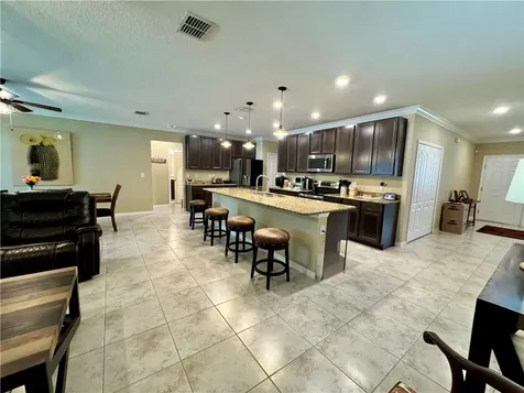 8066 104th Avenue Vero Beach FL 32967
