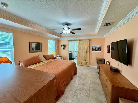 8066 104th Avenue Vero Beach FL 32967