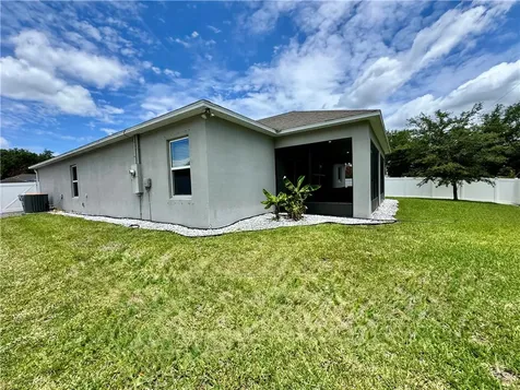 8066 104th Avenue Vero Beach FL 32967