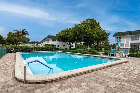 2800 Indian River Boulevard Vero Beach FL 32960