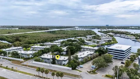 2800 Indian River Boulevard Vero Beach FL 32960