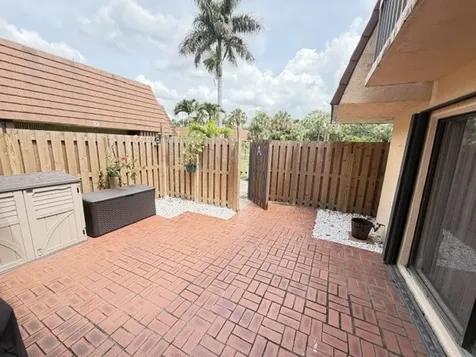 825 Center Street Jupiter FL 33458