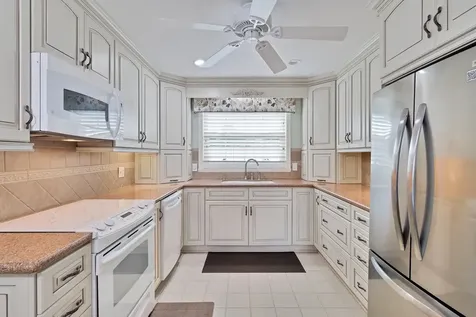 830 Lake Orchid Circle Vero Beach FL 32962