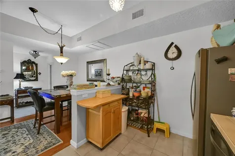 568 7th Square Vero Beach FL 32962