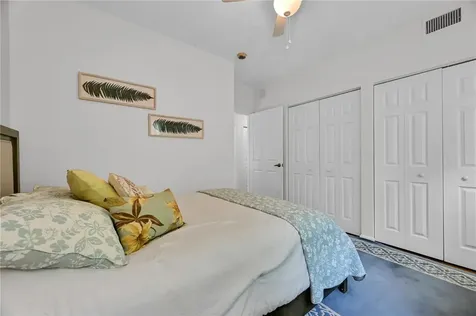 568 7th Square Vero Beach FL 32962