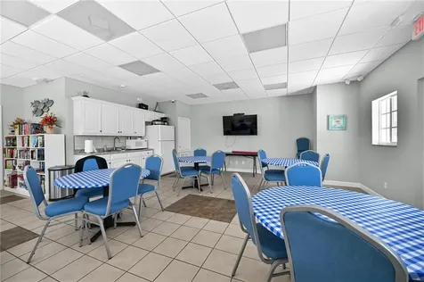 568 7th Square Vero Beach FL 32962