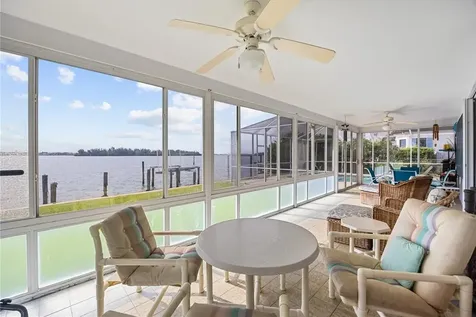 17 Marine Drive Vero Beach FL 32960