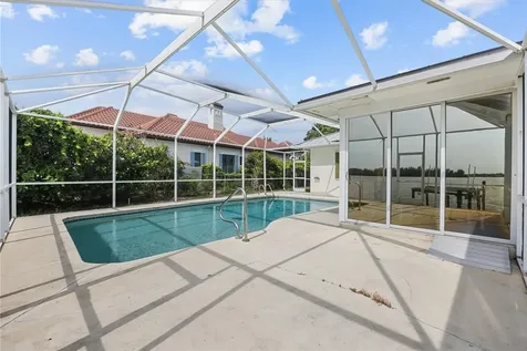 17 Marine Drive Vero Beach FL 32960