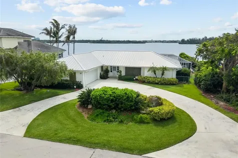 17 Marine Drive Vero Beach FL 32960