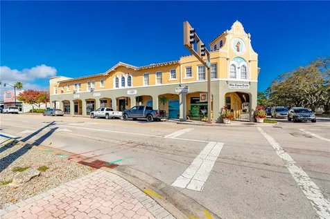 2111 14th Avenue Vero Beach FL 32960