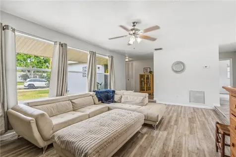 250 20th Avenue SW Vero Beach FL 32962