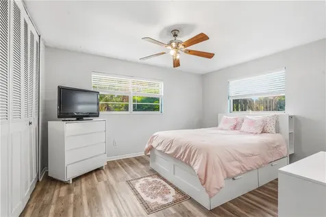 250 20th Avenue SW Vero Beach FL 32962