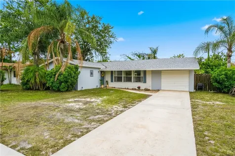 250 20th Avenue SW Vero Beach FL 32962