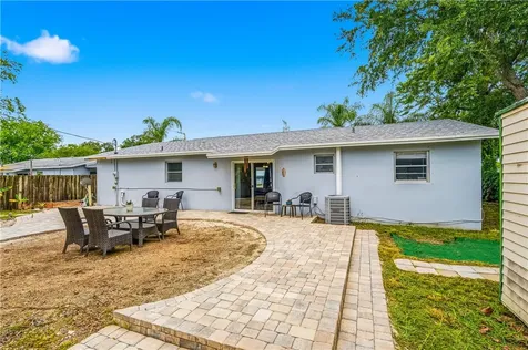 250 20th Avenue SW Vero Beach FL 32962