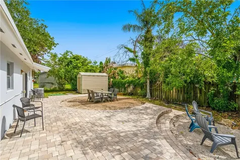 250 20th Avenue SW Vero Beach FL 32962