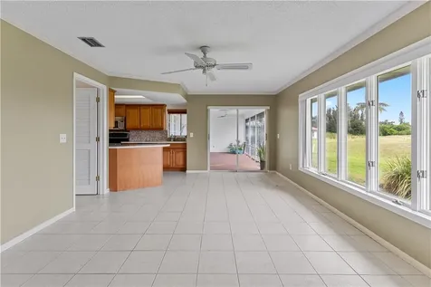 8 Forest Park Drive Vero Beach FL 32962