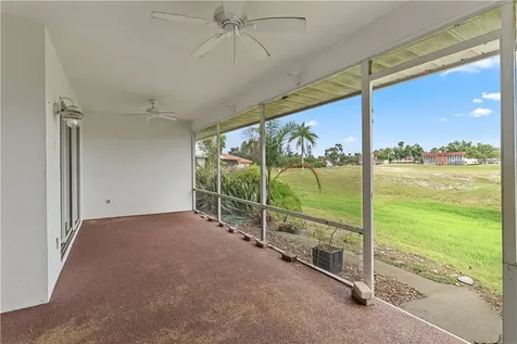 8 Forest Park Drive Vero Beach FL 32962