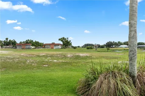 8 Forest Park Drive Vero Beach FL 32962