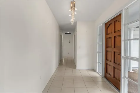 8 Forest Park Drive Vero Beach FL 32962