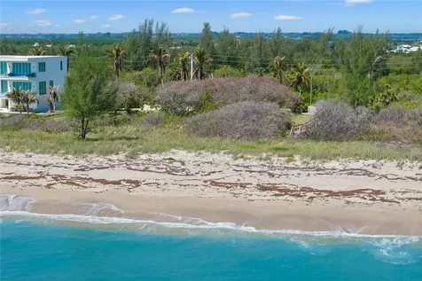 4562 N Highway A1a Hutchinson Island FL 34949