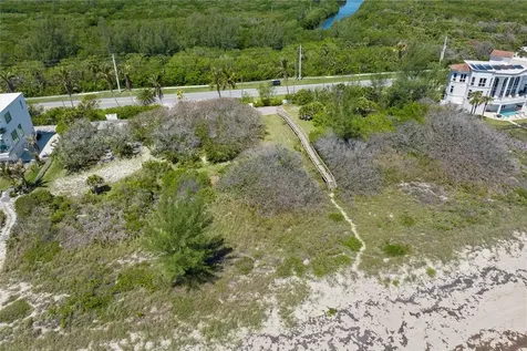 4562 N Highway A1a Hutchinson Island FL 34949