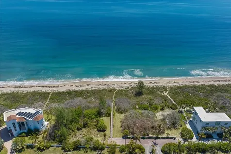 4562 N Highway A1a Hutchinson Island FL 34949