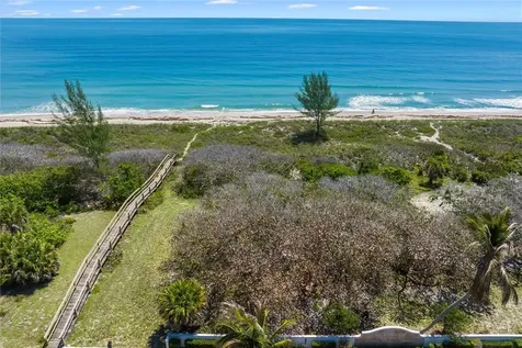 4562 N Highway A1a Hutchinson Island FL 34949