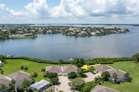 300 Harbour Drive Vero Beach FL 32963