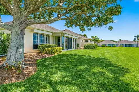 300 Harbour Drive Vero Beach FL 32963