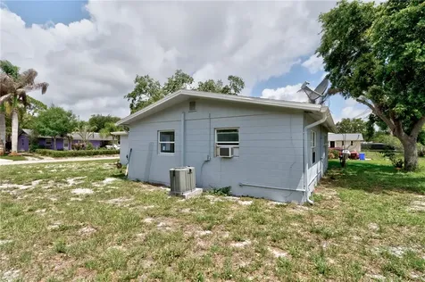 775 4th Place SW Vero Beach FL 32962