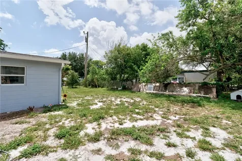775 4th Place SW Vero Beach FL 32962