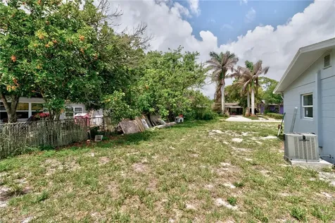 775 4th Place SW Vero Beach FL 32962