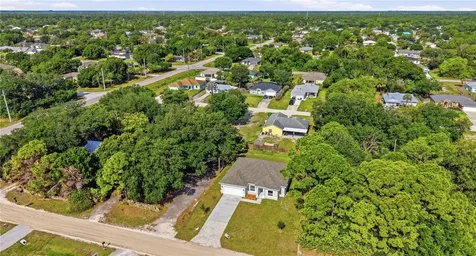 8345 100th Avenue Vero Beach FL 32967