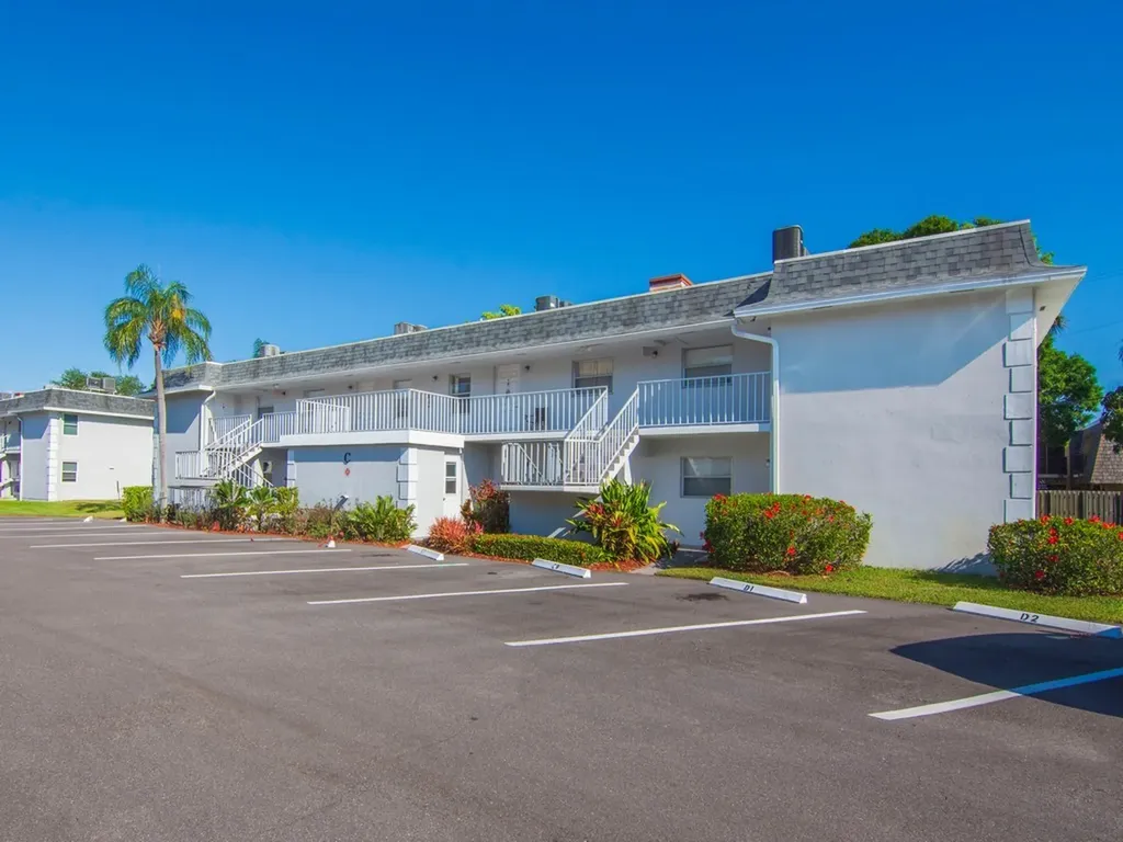 1166 6th Avenue Vero Beach FL 32960