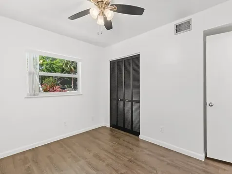 1166 6th Avenue Vero Beach FL 32960