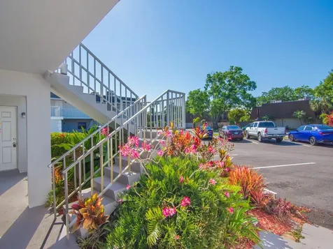 1166 6th Avenue Vero Beach FL 32960