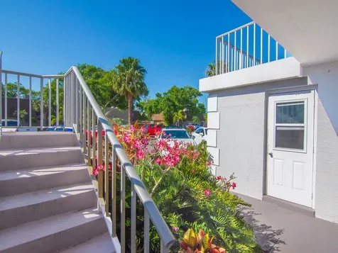 1166 6th Avenue Vero Beach FL 32960