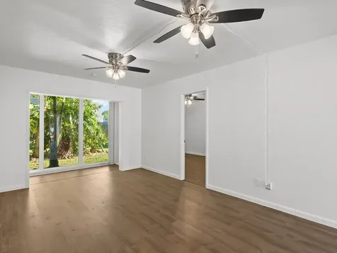 1166 6th Avenue Vero Beach FL 32960
