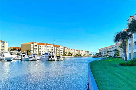 24 Harbour Isle Drive W Fort Pierce FL 34949