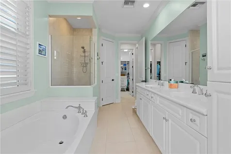 8975 Palm Breeze Terrace Vero Beach FL 32963