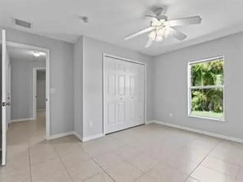 483 S Key Lime Square SW Vero Beach FL 32968