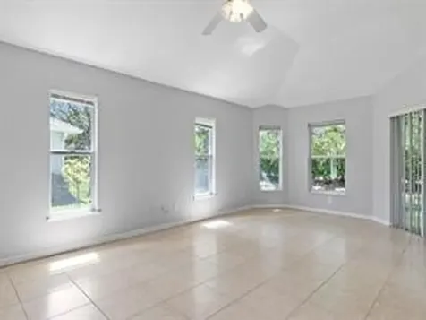 483 S Key Lime Square SW Vero Beach FL 32968